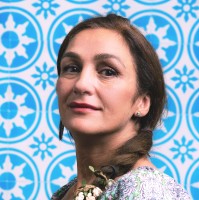 Elly Hajian (zij/haar)