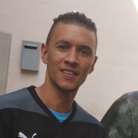 Roger Maartens