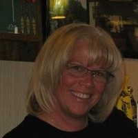 Julie Toth