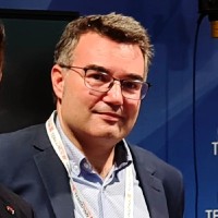 Alex Carreño