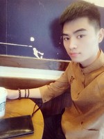 李成龙