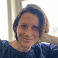 Valerie King Saunders