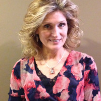 Paula Lowe