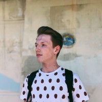Владимир Захаров
