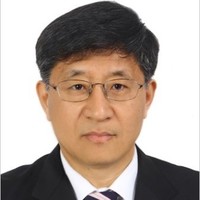 Stephen Wonjin Park