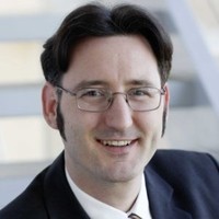 Dr. Alexander Slama
