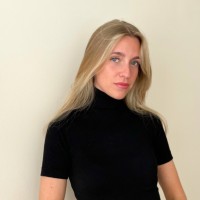 Iris Van Geest