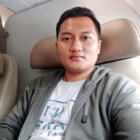 Yusti Randi