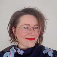 Linda Jouvenaar