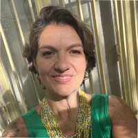 Luciane Martins