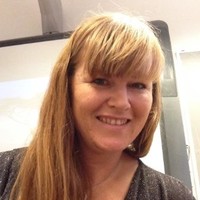 Joan Fischer Back Jakobsen