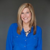 Tracey Velt