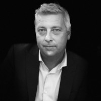 Jonas Skugghall