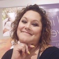 Gretchen Kujawa