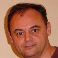 Dr. Luc Camoin