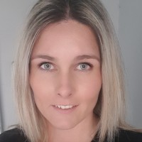 Lauren Travers