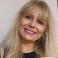 Silvia De Castro, Cfp®