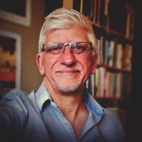Andrew Larsen