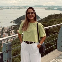 Letícia Moreira