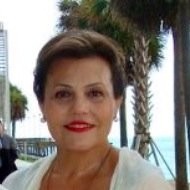 Beatriz (Betty) Santos