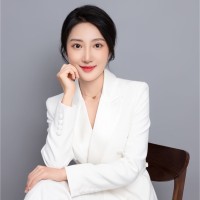 Yeva Yang