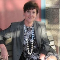 Shelley James