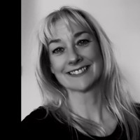 Karen Dowling