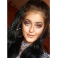 Anna Powell