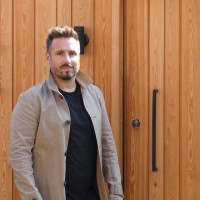 Dr Nicholas Humes