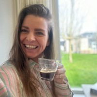 Esther Van Loenen - Van Der Meer