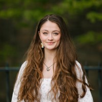 Olivia Staggs