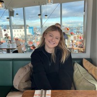 Lucy Menhennet