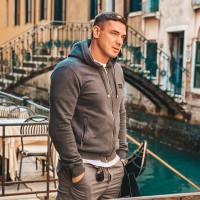 Maxwell Stanislav
