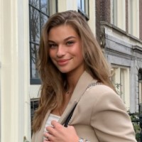 Roos van Wijk