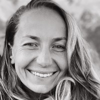 Helene TAYLOR