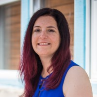 Karen Caputo, Rhit