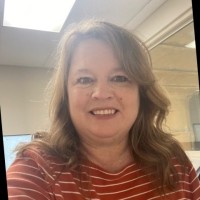 Leslie Schmidt
