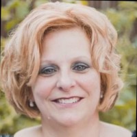Jennifer Mccartney