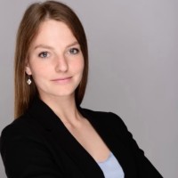 Laura Schröder