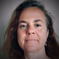 Cécile Bely