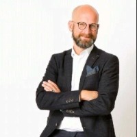 Dr. Benjamin Schröder