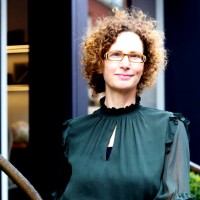 Katrina Hutchinson