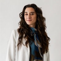 Simona B.