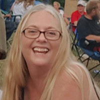 Suzi McLean