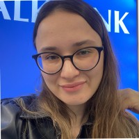 Özge Tavaslıoğlu