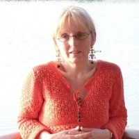 Elaine Shell
