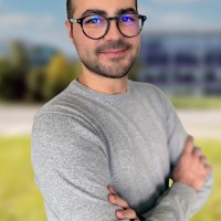 Claudio Ethan Manzo
