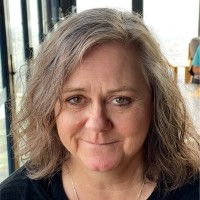 Claire Hallas