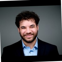 Max Aguilera