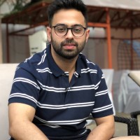 Dr Prateek Mohan